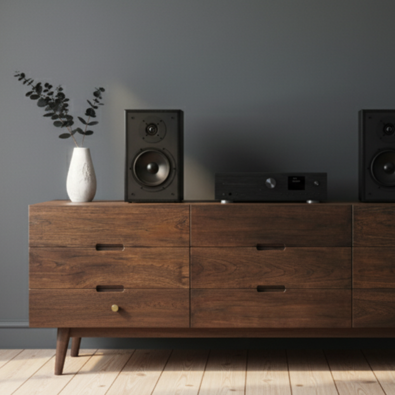 Magnat S30 B - Magnat speakers -Ambiance Image | Marmitek