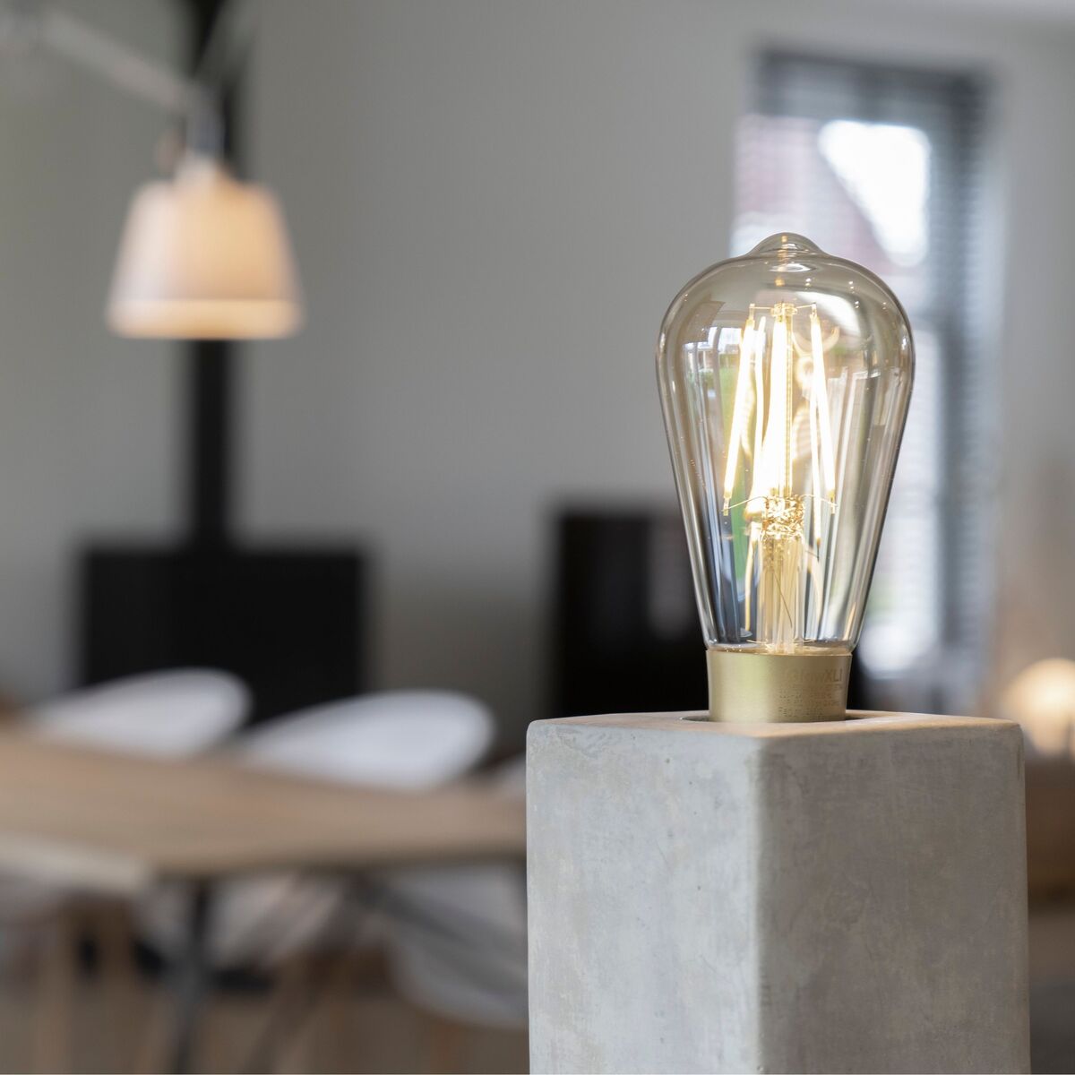 Glow XLI - Filament lamp - E27 - Bediening via app